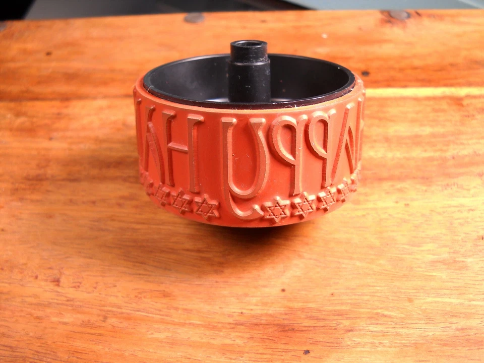 Hannukah Rollagraph Jumbo Sello Borde Rueda Celebración Menorá Usado en Excelente Condición Foto 4 de 4