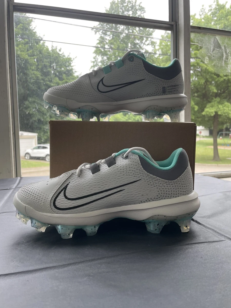 Gray softball best sale cleats