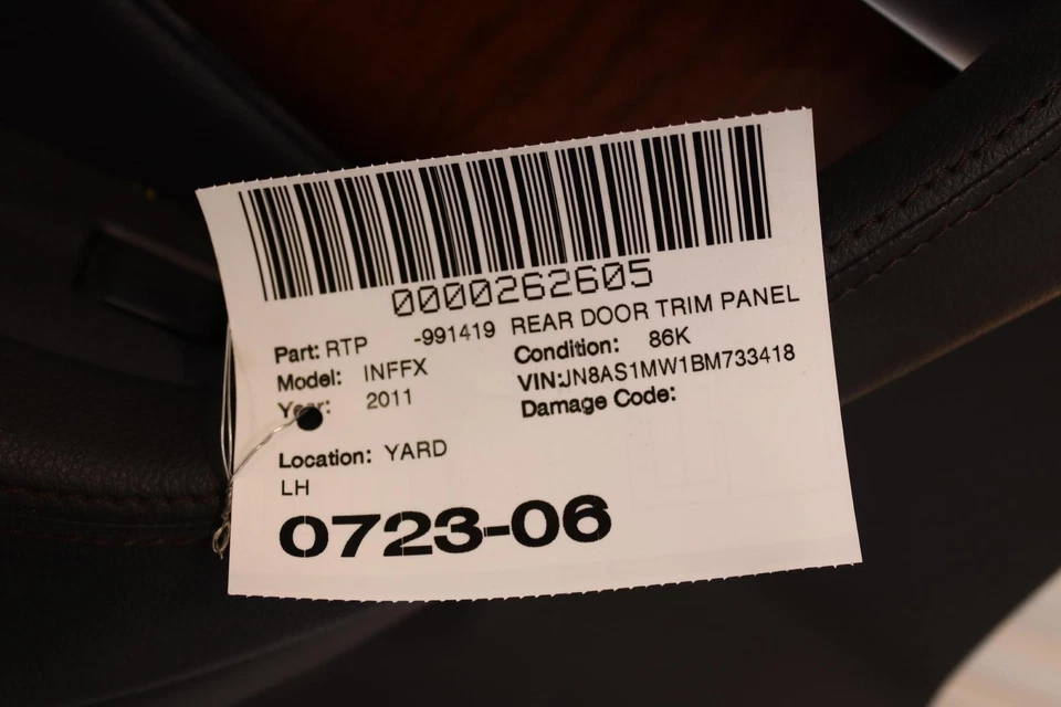 Infiniti FX35 FX50 2011 cubierta de moldura de panel de puerta trasera izquierda OEM Foto 3 de 3