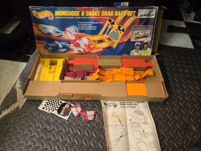 Vintage 1994 Hot Wheels Mongoose & Snake Drag Race Set -New in Open Box COMPLETE