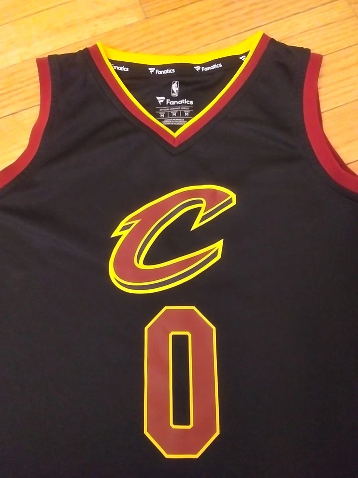 Camiseta Kevin Love Cleveland Cavaliers NBA Fanáticos Juvenil Talla M Foto 3 de 4