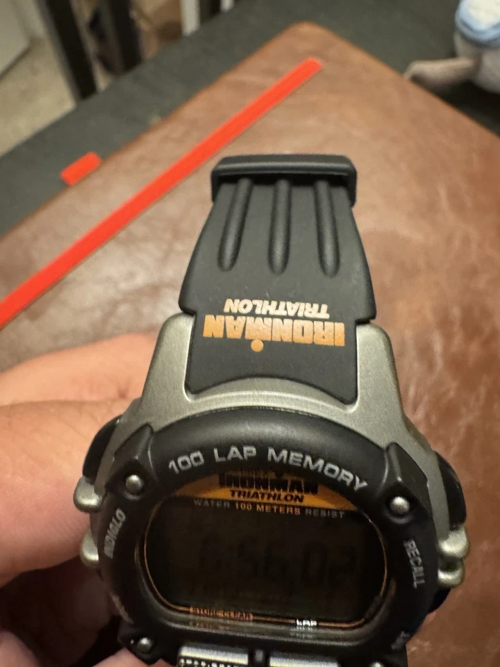 Timex Flix - negro y gris Foto 2 de 4