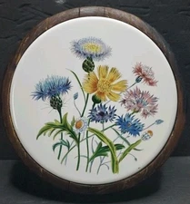 Vintage Floral Wood Hanging Tile Trivit  Country Farmhouse 7 Inches Diameter 