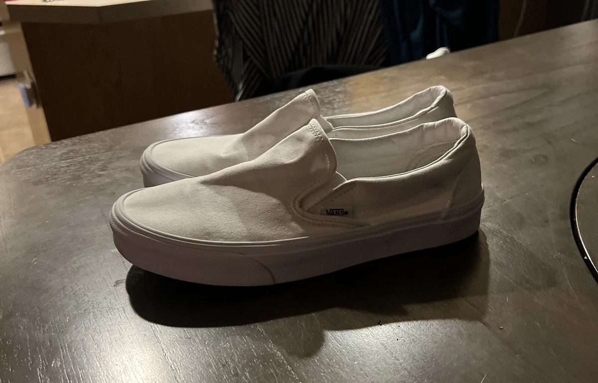 White slip on vans size 8 womens 2025