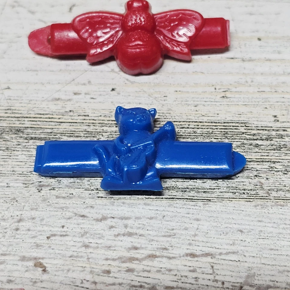 Pinza de pelo vintage peine apretado a presión KIDDIE pasador BUENO caniche blanco conjunto EE. UU. Foto 4 de 4