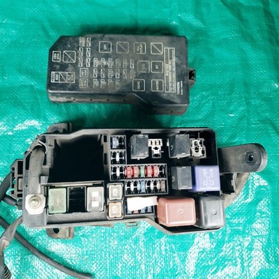 98 Toyota Tacoma Fuse Box 82661-35600 Engine Bay Multifunction Junction Relay