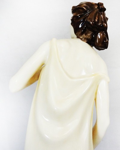 SWEET DREAMS HN4193 by Royal Doulton 12.25" tall NEW IN BOX made in England - Picture 6 of 21