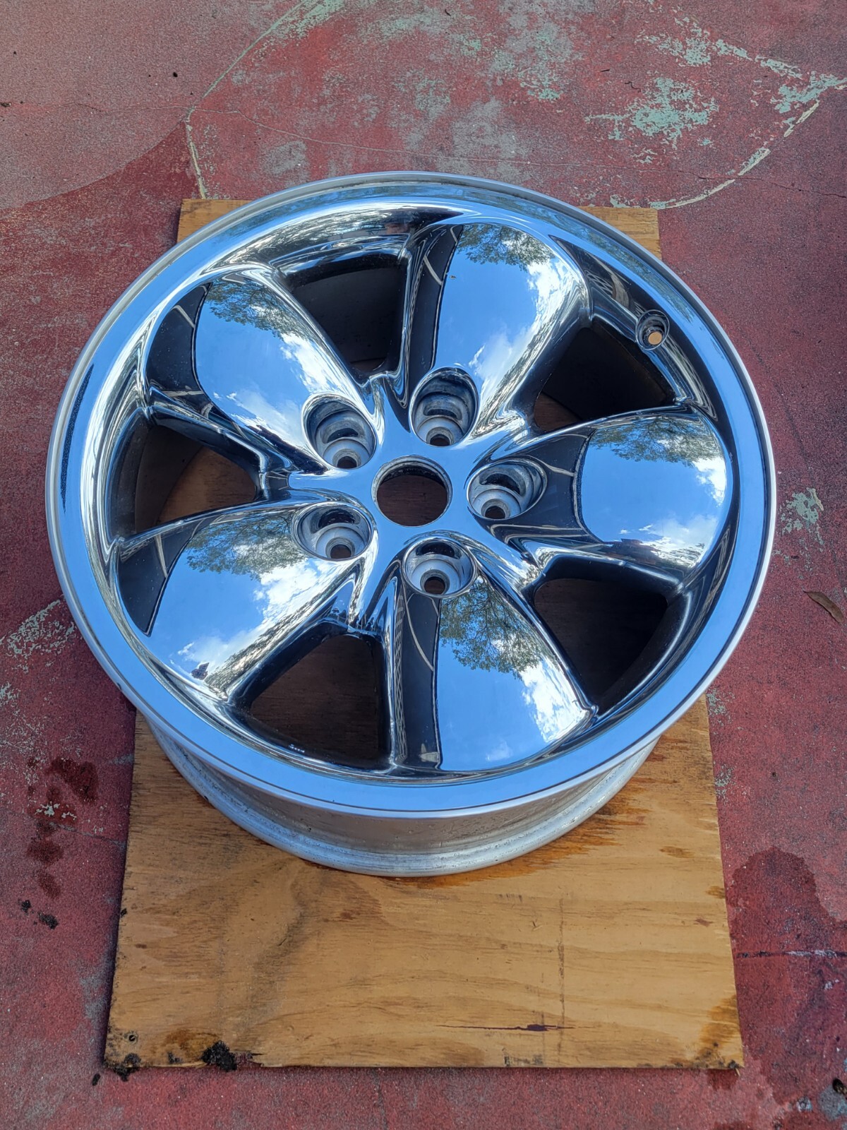 20" DODGE RAM 1500 WHEEL (1) CHROME CLAD USED OEM P52110356AB H2167A