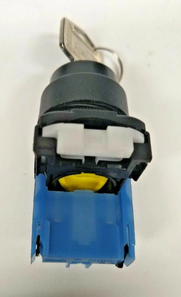 Interruptor selector de llave de dos velocidades Fuji AR22JR-2A Foto 3 de 4