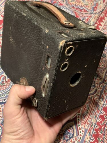 Vintage Kodak Brownie Box Camera No. 2A Model B Movie Prop Display - Picture 1 of 12