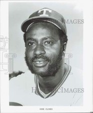 Press Photo Texas Rangers Baseball Player Gene Clines - lrs24963