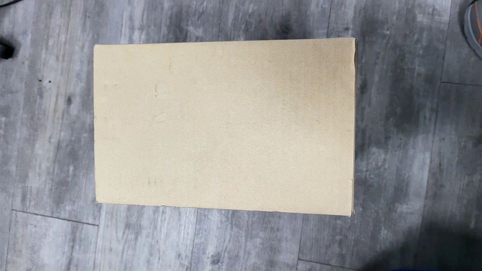 Outdoor Camera Enclosure - TRENDnet TV-H100 Foto 2 de 3