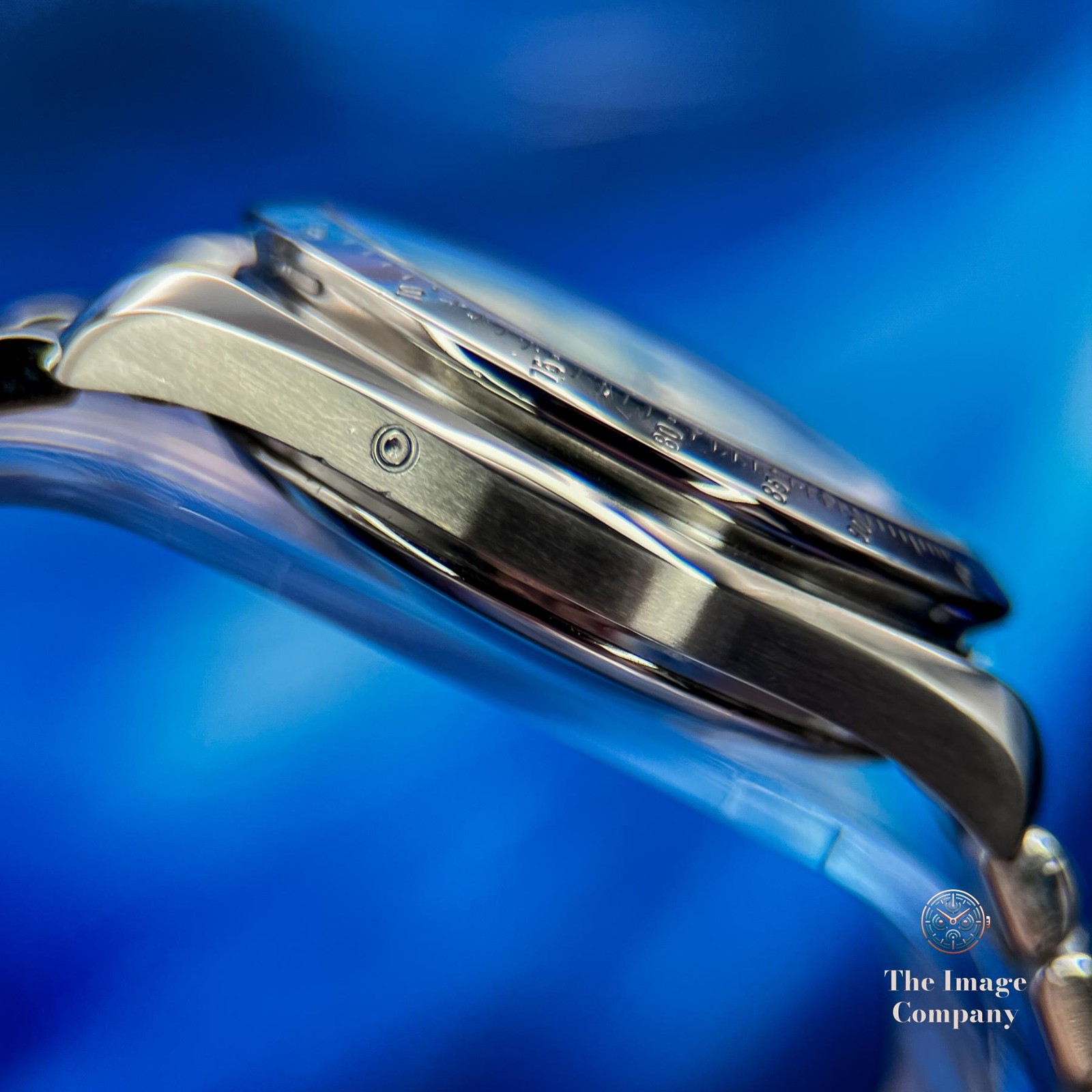 Omega Speedmaster Triple Date,White Dial, Recentl… - image 11