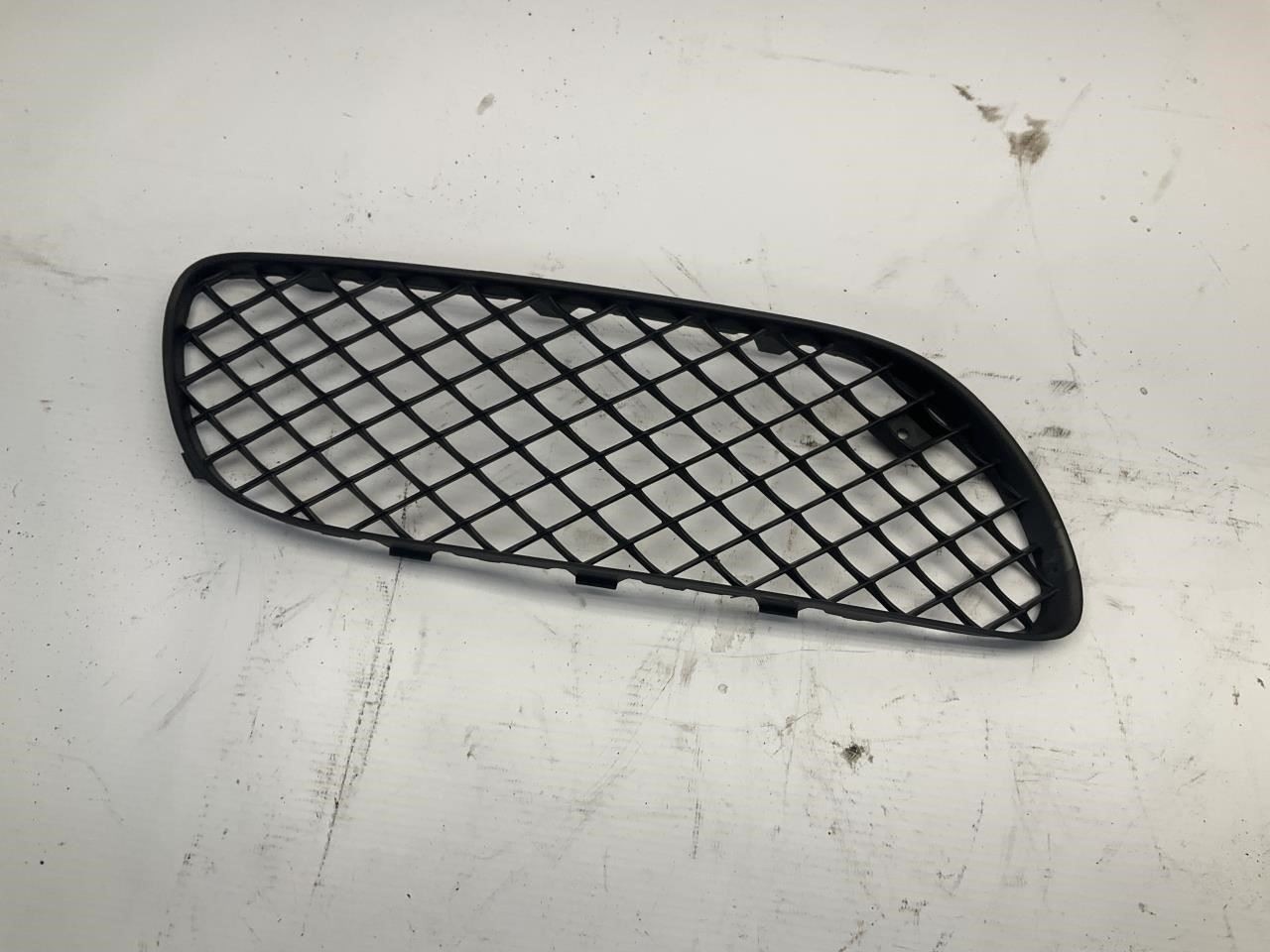 Bentley Continental GT 2003-2008 Front Right Lower Bumper grille P/N 210275061