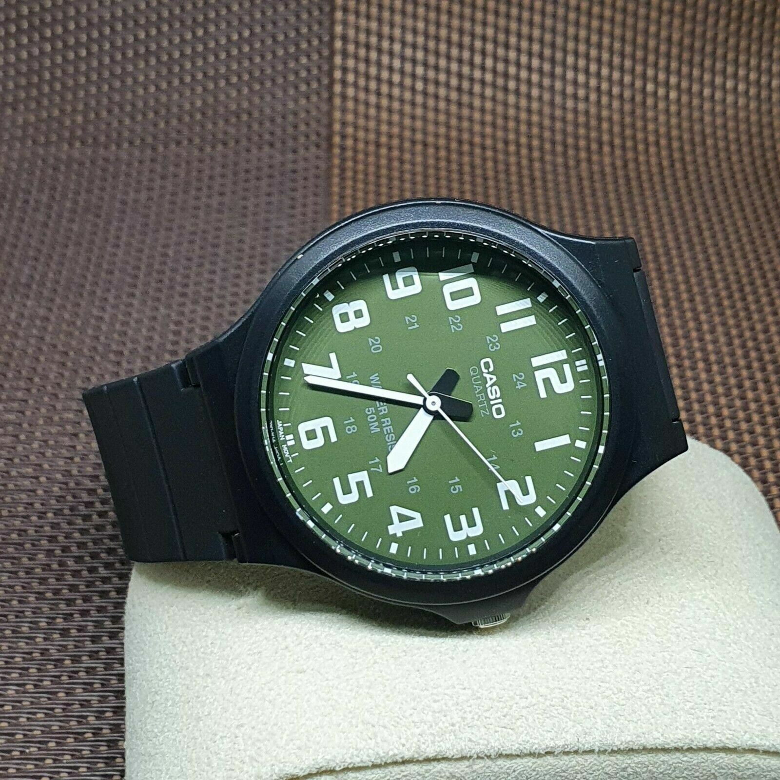 Picture 4 of 6