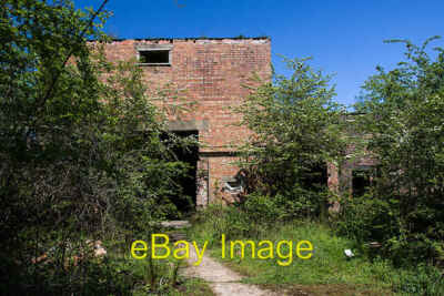 Foto 6x4 WWII Royal Ordnance Factory, Wrexham - verteidigtes Gebäude Pentre c2016