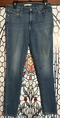 Levis Jeans Womens 30 Blue 711 Skinny Denim Med Wash Big E Made in Cambodia