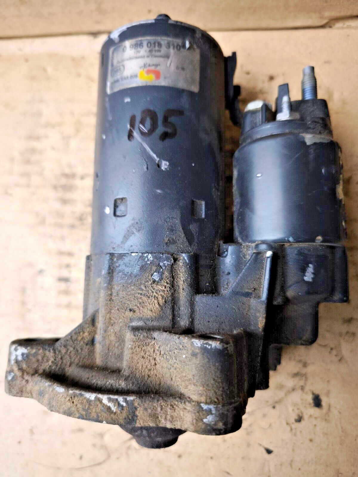 Démarreur 1.4kW Peugeot 607 et Citroën C5 pour résoudre les pannes de lanceur