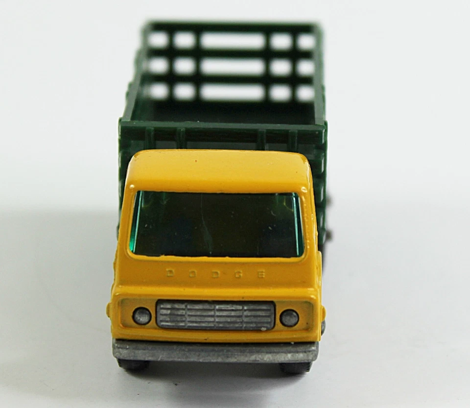 Camión de estacas Dodge Matchbox de colección serie Nº 4 amarillo/verde hecho en Inglaterra 1969 Foto 4 de 4