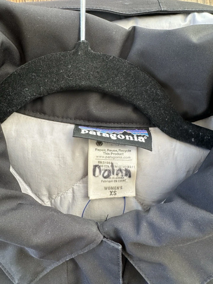 Capuz removível Patagonia W's Northwest Parka preto H2NO impermeável XS - Imagem 4 de 4