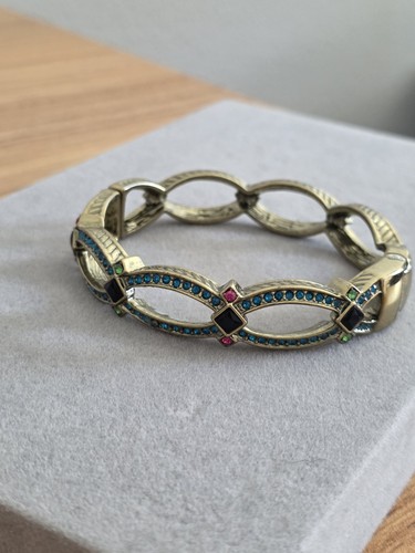 Vintage Signed HEIDI DAUS "Armed with Charm" Crystal Bangle Bracelet