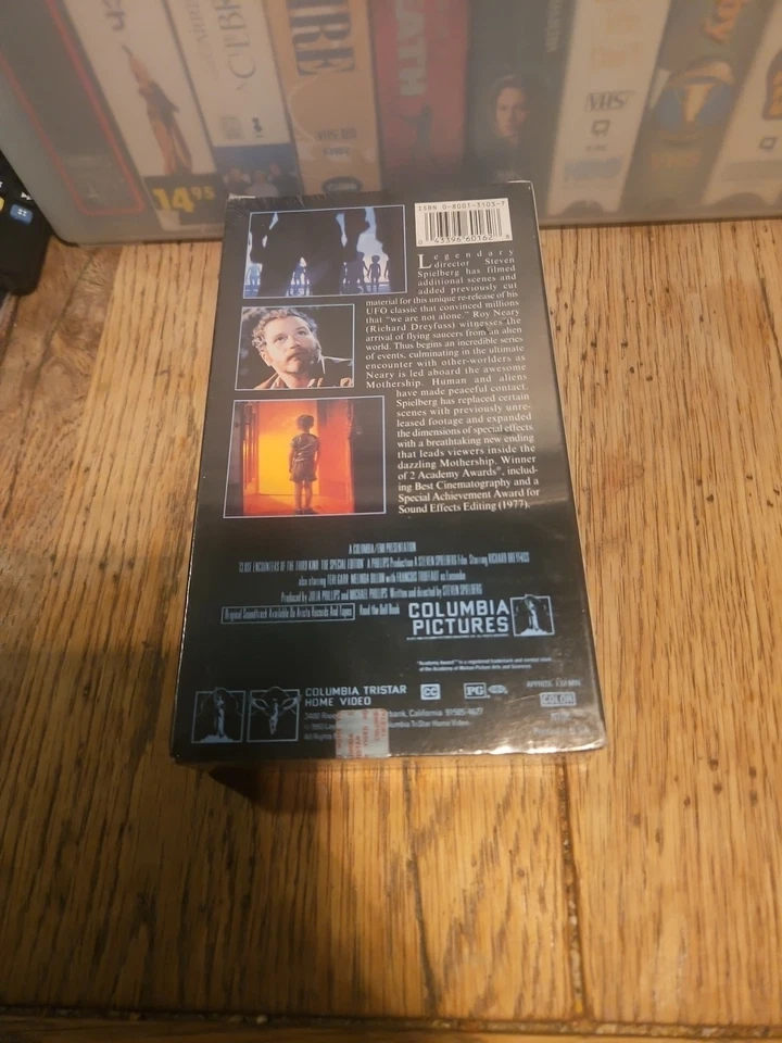 Close Encounters of the Third Kind (VHS) New Sealed W Foil Special Edition - Image 3 of 3