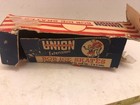 VINTAGE PAIR OF UNION HARDWARE BOB ICE SKATES WITH RED STRAPS NOS — photo 9