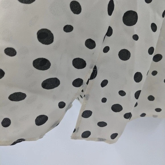 NUEVO CON ETIQUETAS BAR III Camiseta sin mangas para mujer 1X blanca negra lunares encaje ribete cami Foto 3 de 4