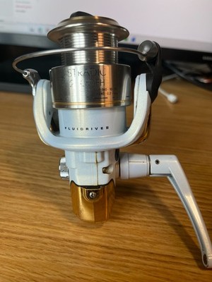Shimano Stradic 2500FH Fluid Drive Japanese Spinning Reel | eBay