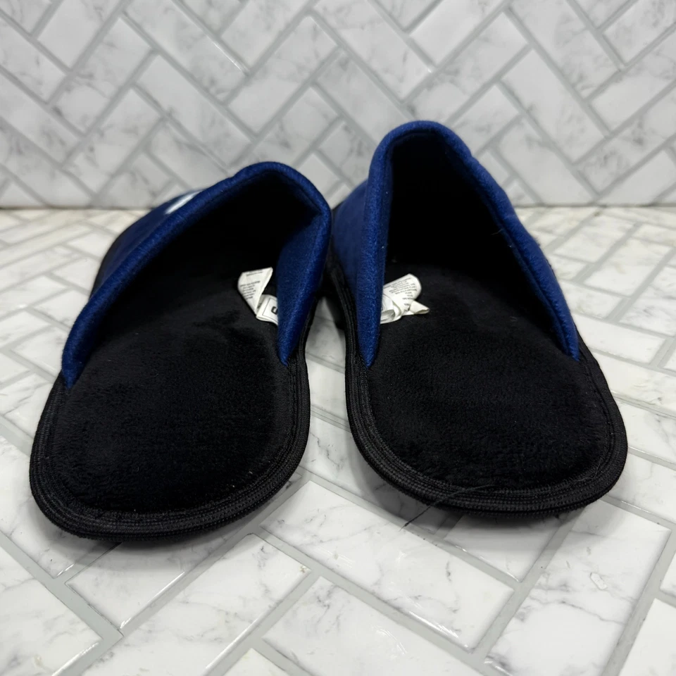 Toronto Maple Leafs Men’s S 7-8 FOCO Scuff House Slippers Navy/Black NHL Logo - Image 4 of 4