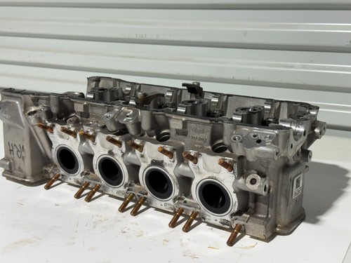 2016-2023 MERCEDES C63 GTS AMG M177 ASTON MARTIN 4.0L RIGHT CYLINDER HEAD OEM - Picture 17 of 22