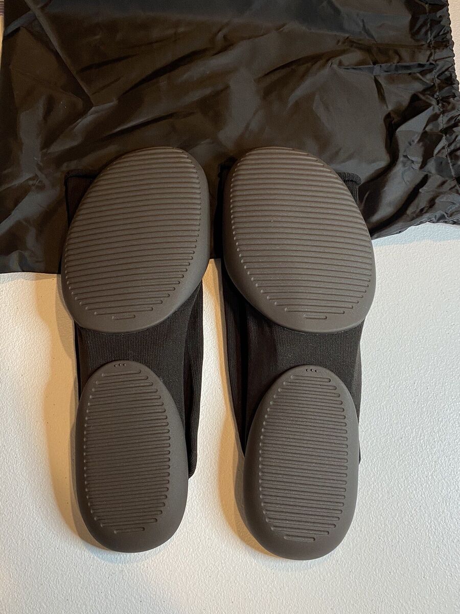 Yeezy Pods Size 3 Men's Size 11-13 YZY Black Sock Shoes IN Yeezy Pods Size 3 Men's Size 11-13 YZY Black Sock Shoes IN