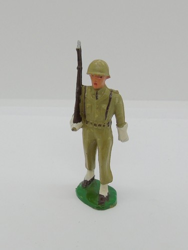 36678 STARLUX / FRANCE / ARMEE MODERNE / TYPE II 1954 / 6 FANTASSIN DEFILANT.