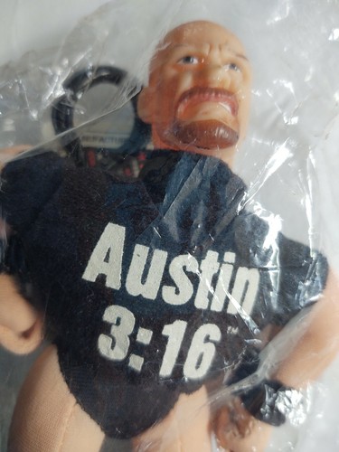 Vintage 1999 "Steve Austin" Mischief Makers 8" Clip On Plush WWF WCW {647} NOS - Picture 2 of 4