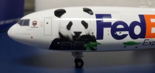 JC Wings Federal Express MD-11F 1:200 XX2284 Panda Express Cols N585FE - Imagen 4 de 10