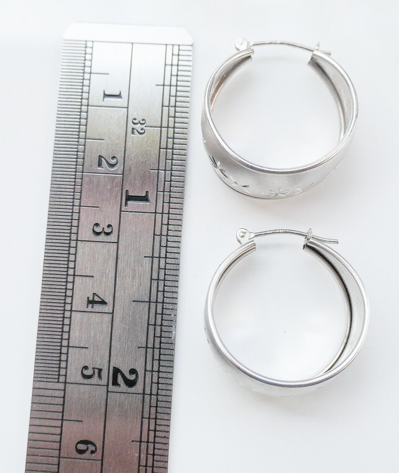 JCM 14K White Gold 20mm (.78") Hoop Etched Snap Bar Earrings Solid 2