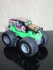 Hot Wheels Monster Jam Grave Digger Monster Truck 3 Time Champion