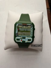 Ultra Rare Green Vintage Nelsonic SEGA Electronic Game Watch FROGGER 1983 Nice