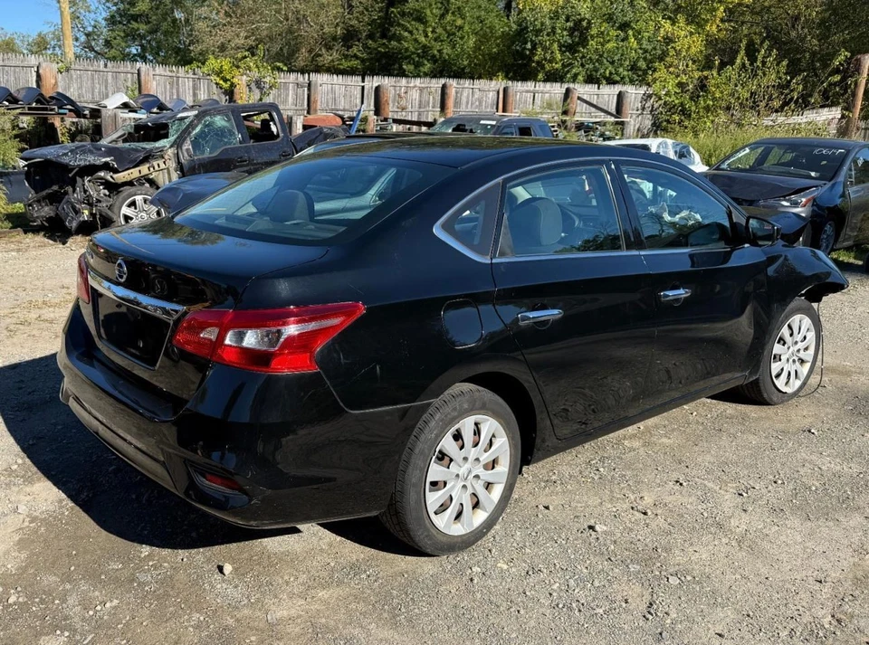 Nissan Sentra 2013-2019 sistema de escape completo original Foto 2 de 4