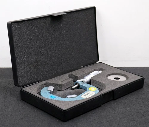 MITUTOYO Three Point Micrometer No. 114-104 for external Ø 40-55 mm calibrated 5/2025
