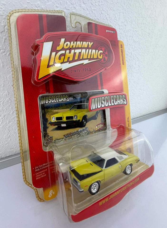 Johnny Lightning Musclecars "1973 Pontiac GTO" 1:64 Diecast. R16 - Image 2 of 4