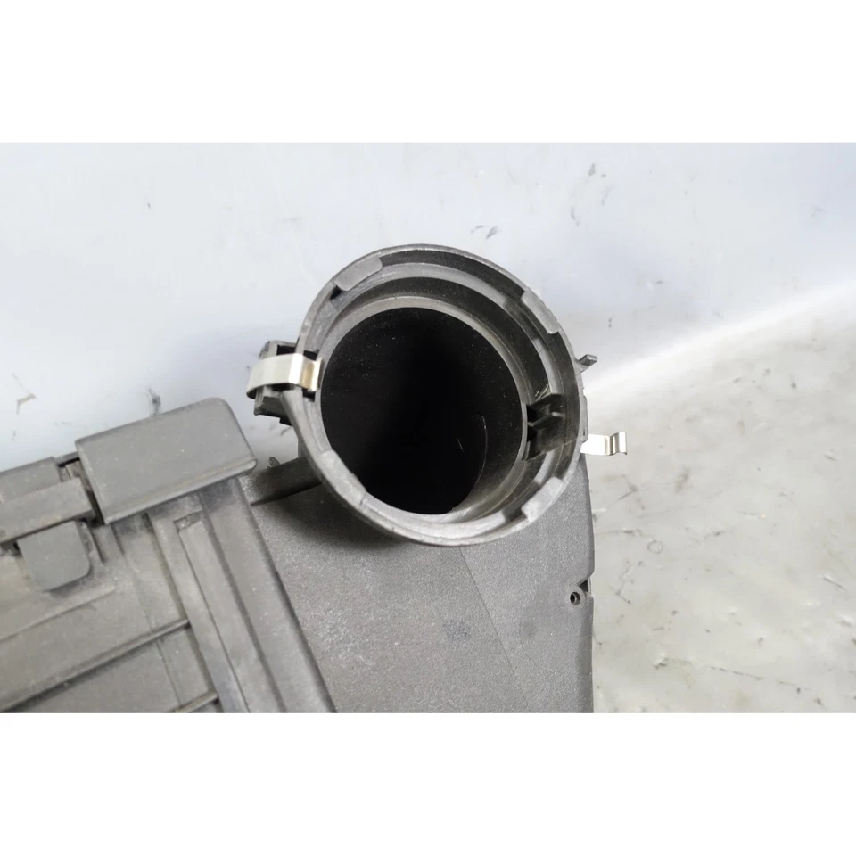 Silenciador de admisión de caja de filtro de aire BMW Z3 2.3 2.8 M52TU 1999-2000 dañado fabricante de equipos originales de fábrica Foto 3 de 4