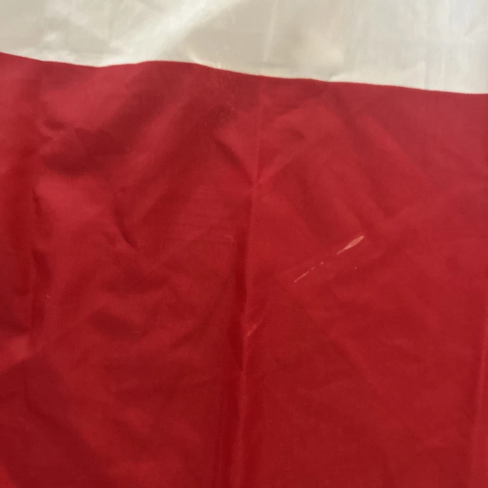 3x4’ Poland Ancestral Indoor Flag with Pole Hem and Gold Ornamental Fringe - Image 3 of 4