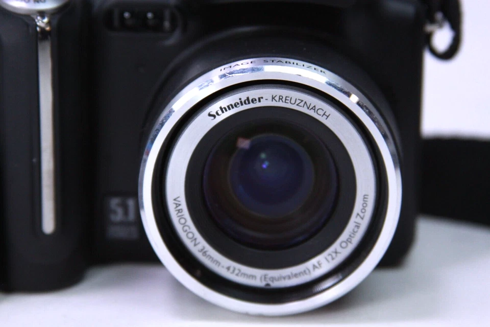 Kodak Easyshare P850 5.1 MP Digital Camera W Battery - Tested No charger! - Image 3 of 4