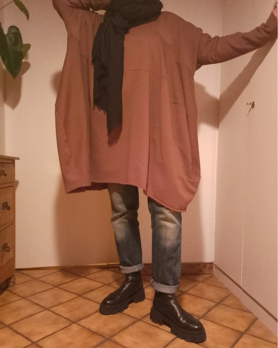 Robe ton bleu (dos ajouré) neuve taille 40 marque Charlise étiquetée à 52€ (sg