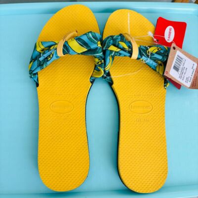 NWT Havaianas Yellow Banana Leaf Print Sandals Women's Sz 9  Aqua Flip Flop