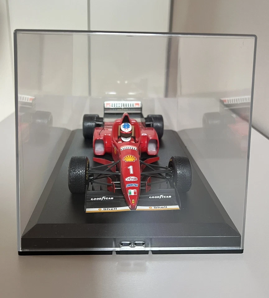 F1 Ferrari 1996 F310 Schumacher #1 Barcelona 1:18 Minichamps Scala 1:18 - Immagine 2 di 4