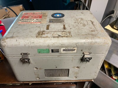 Vintage Naval Underwater Systems Center Computing Pulse Voltage Phase Meter Case