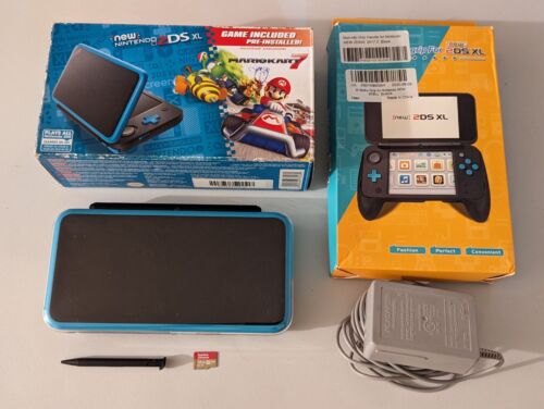 Nintendo 2DS XL Console - CIB + Grip + SD Card + Charger + Stylus - Tested - Picture 1 of 10