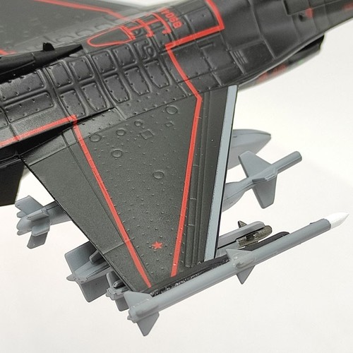 1:100 USAF F-16C Fighting Falcon "Wraith" Model Gift Diecast Military Collection - Picture 11 of 18